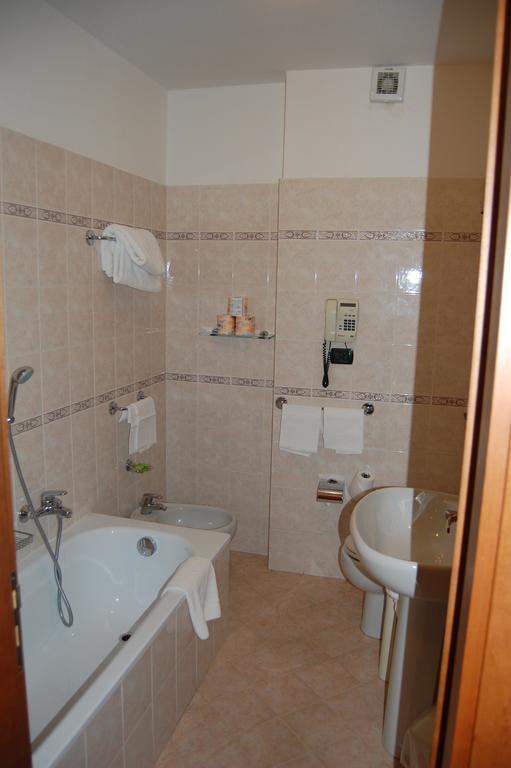 Grand Hotel Moroni Finale Ligure Quarto foto